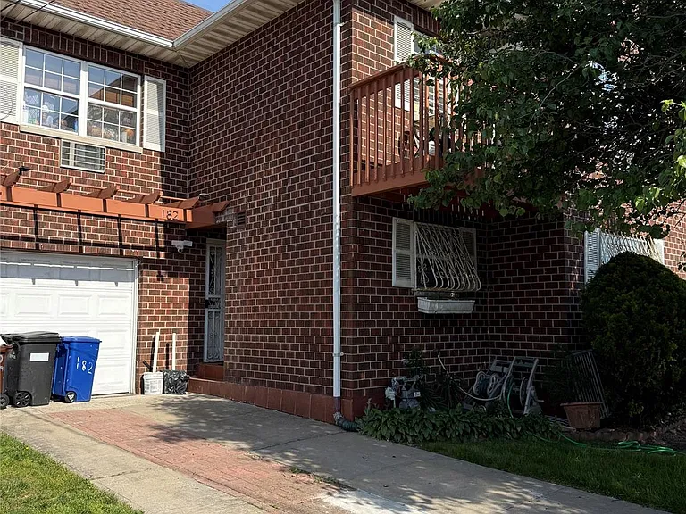 182 Beach 61st St — Photo 14