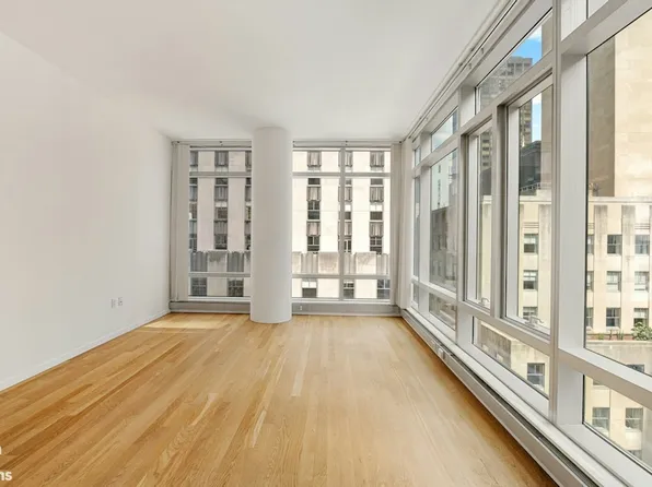 18 West 48th Street image 1 of 9
