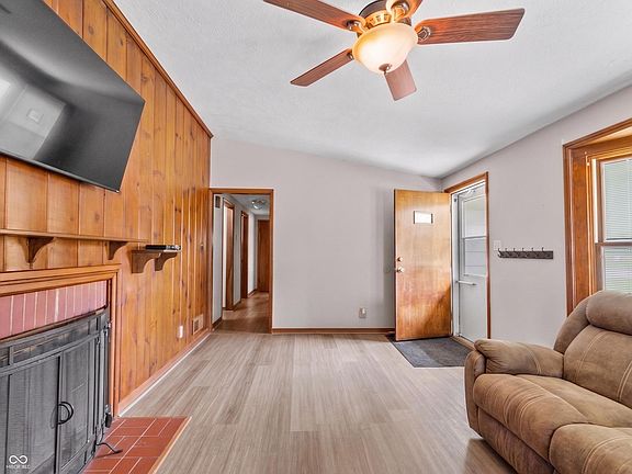 4th image of 4247 S Eaton Ave