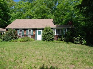29 Blue Ridge Mountain Dr, Somers, CT 06071