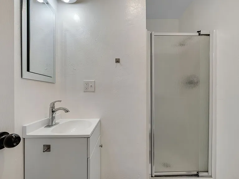 723 E Tennessee St #A — Photo 15