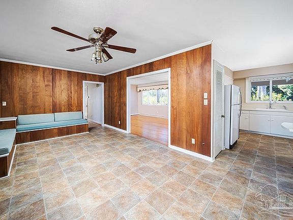 5th image of 3976 Bayou Blvd