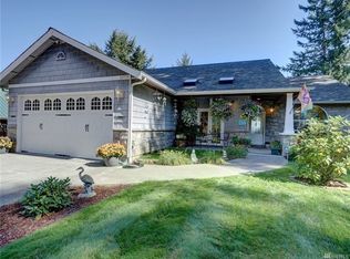 10719 Seaview Dr, Anderson Island, WA 98303