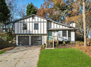 3933 Tanglewood Rd, Snellville, GA 30039