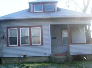 88 George Arden Ave, Warwick, RI 02886