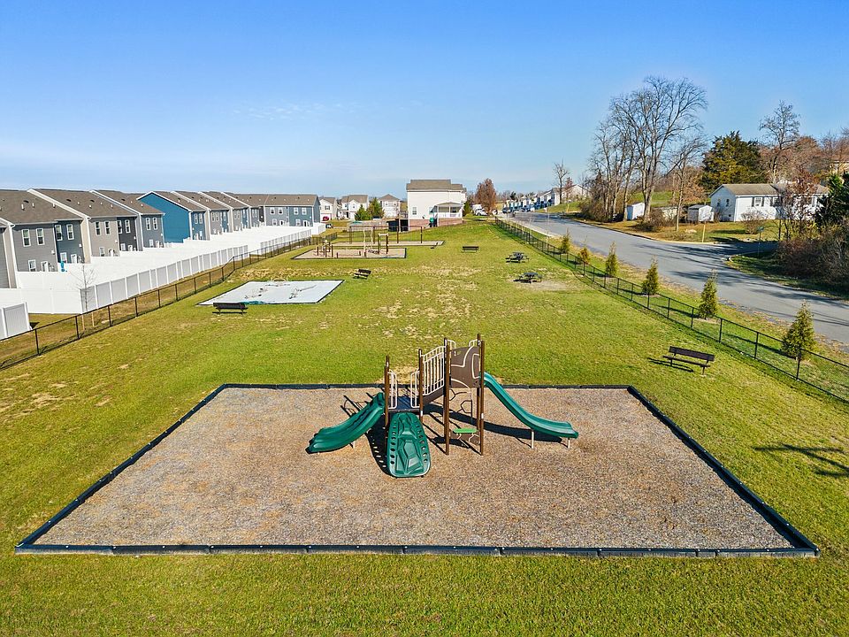 West Wind Townhomes