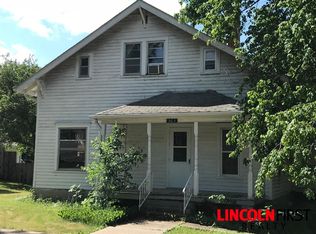563 W 8th St, Wahoo, NE 68066
