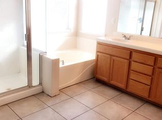 4 Port Henley Ct, Sacramento, CA 95835