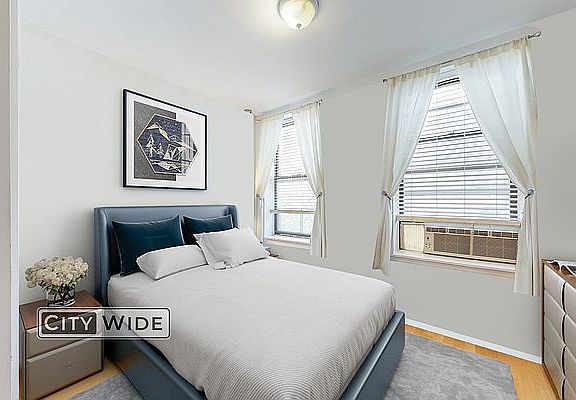 2nd image of 1441 York Ave APT 3FN