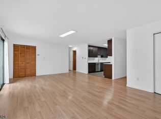 485 Broadway APT 11, Newark, NJ 07104