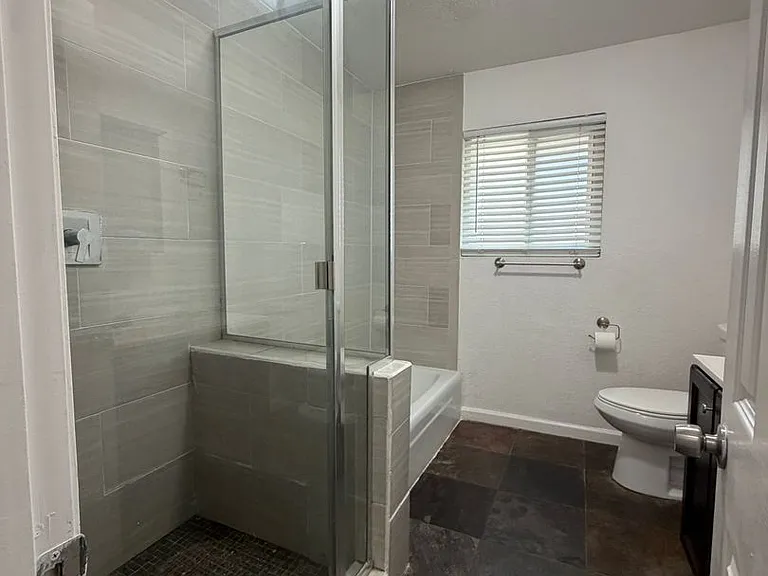 7676 Hemlock Ave — Photo 7