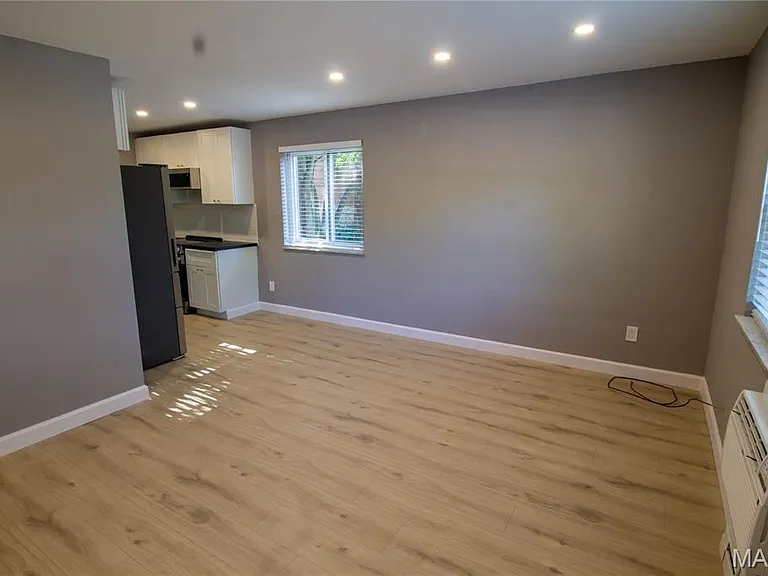 5349 Arsenal St #5 — Photo 4