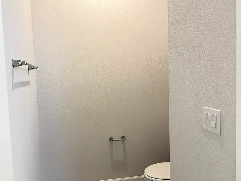 6 Blue Grotto Pl — Photo 34