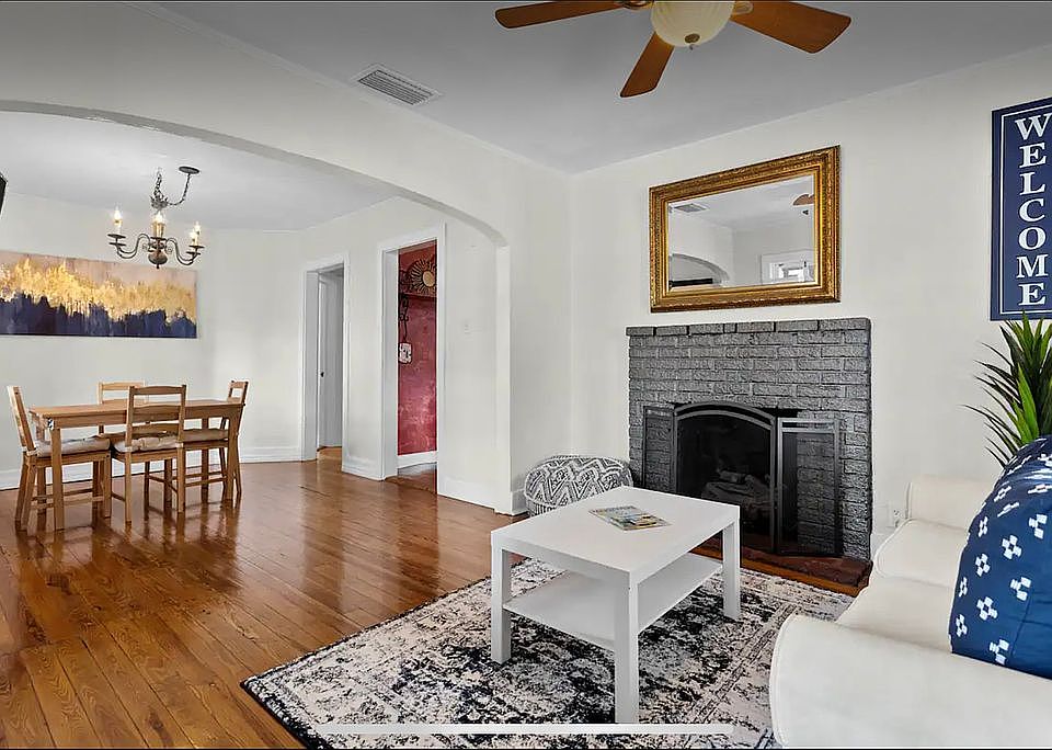 1st image of 1716 Haven Dr #1
