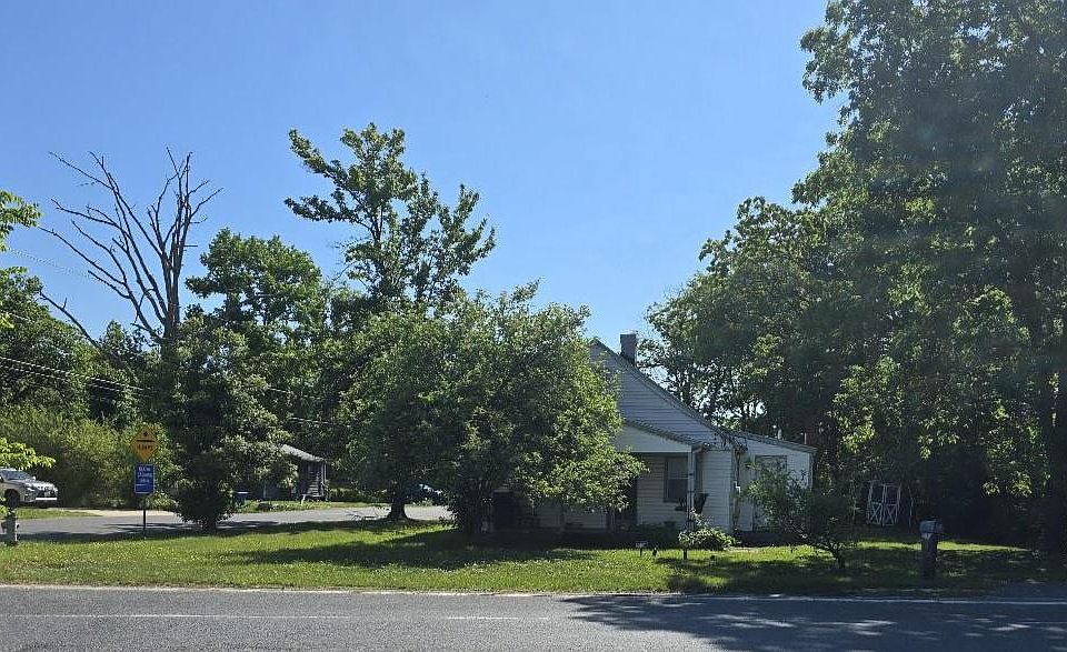1st image of 9130 Darcy Rd