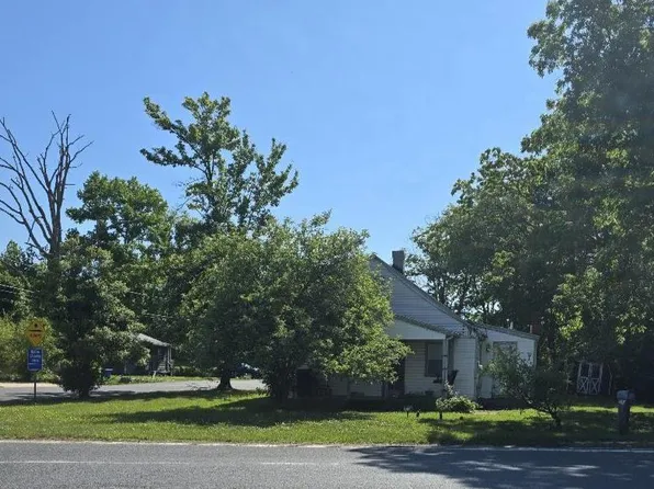 9130 Darcy Rd, Upper Marlboro, MD 20774