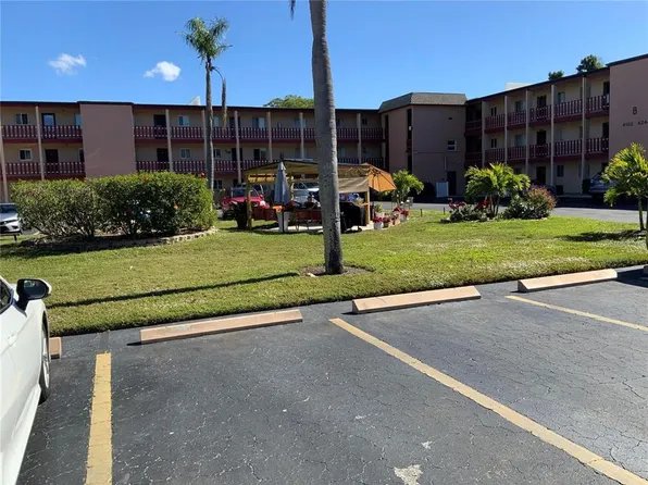 4204 Heron Way #B304, Bradenton, FL 34205