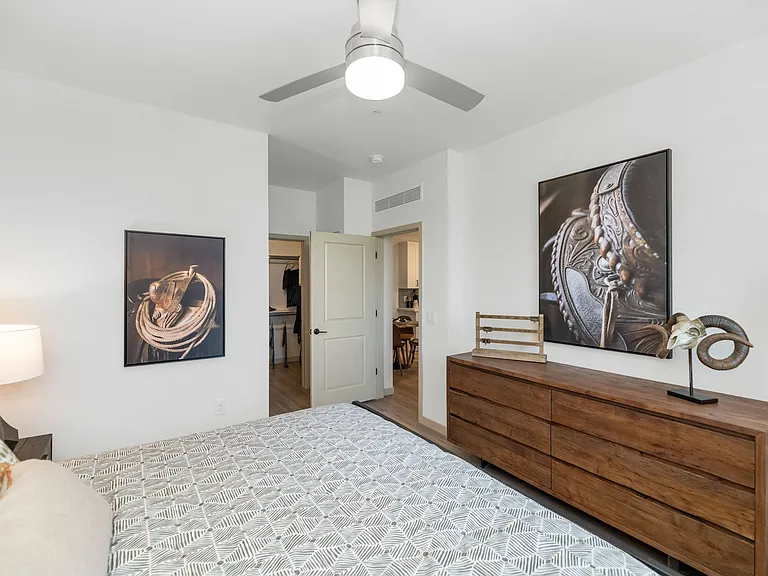 Everly at Morrison Ranch Luxury Apartments — Photo 29
