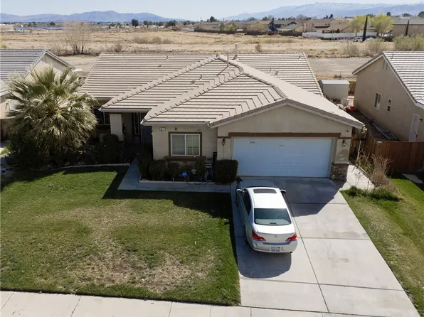 14751 Indian Wells Dr, Victorville, CA 92394