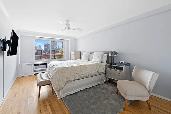 Sold by Compass | media 16