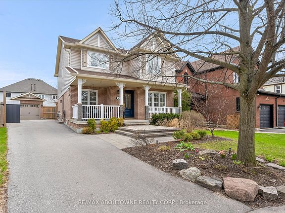 3rd image of 84 Fellowes Cres