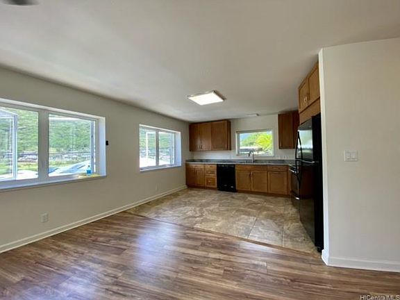 2nd image of 2021 10th Ave Floor 2