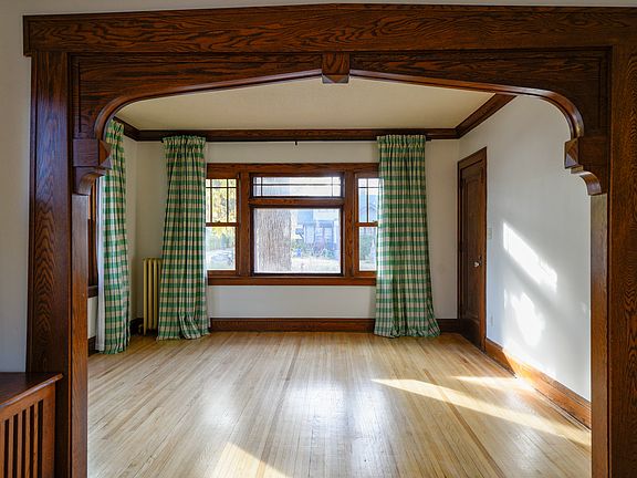 2nd image of 3857 28th Ave S #1
