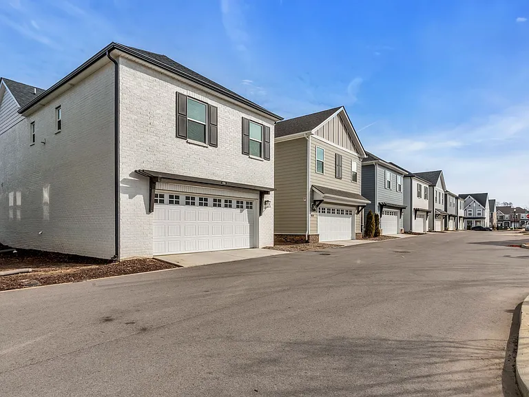 426 Kinnard Dr — Photo 14
