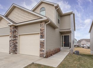 2096 SW Timbertrace Ln #2096, Lees Summit, MO 64082