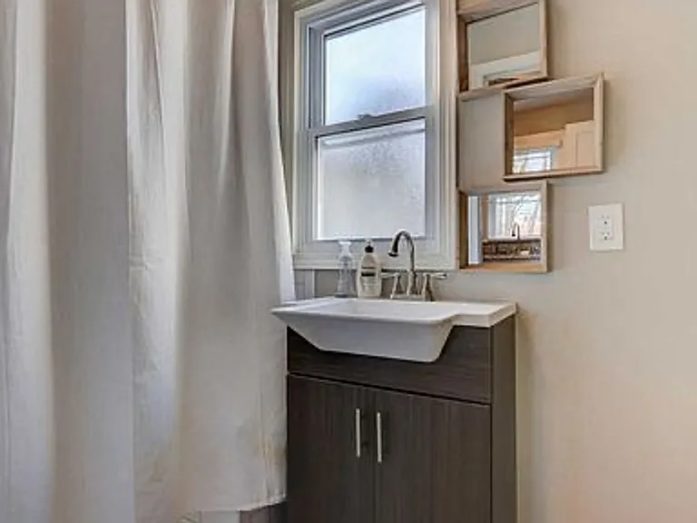 3615 Lancaster Dr — Photo 16