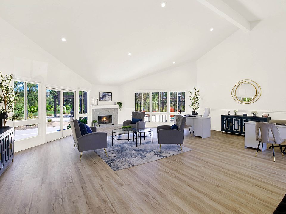 Building Photo 5
