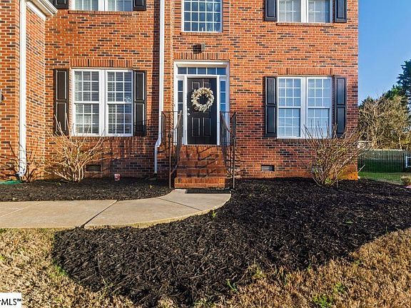 4th image of 12 Bentley Way