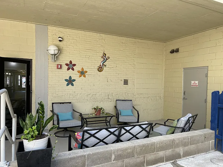 St. Clair Lofts — Photo 9