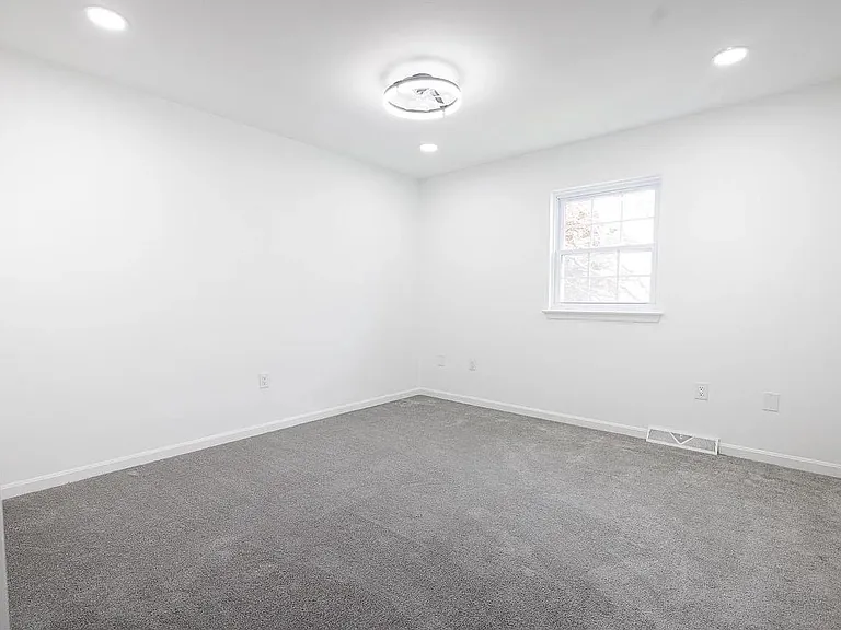 452 Daisy Ln #452 — Photo 15