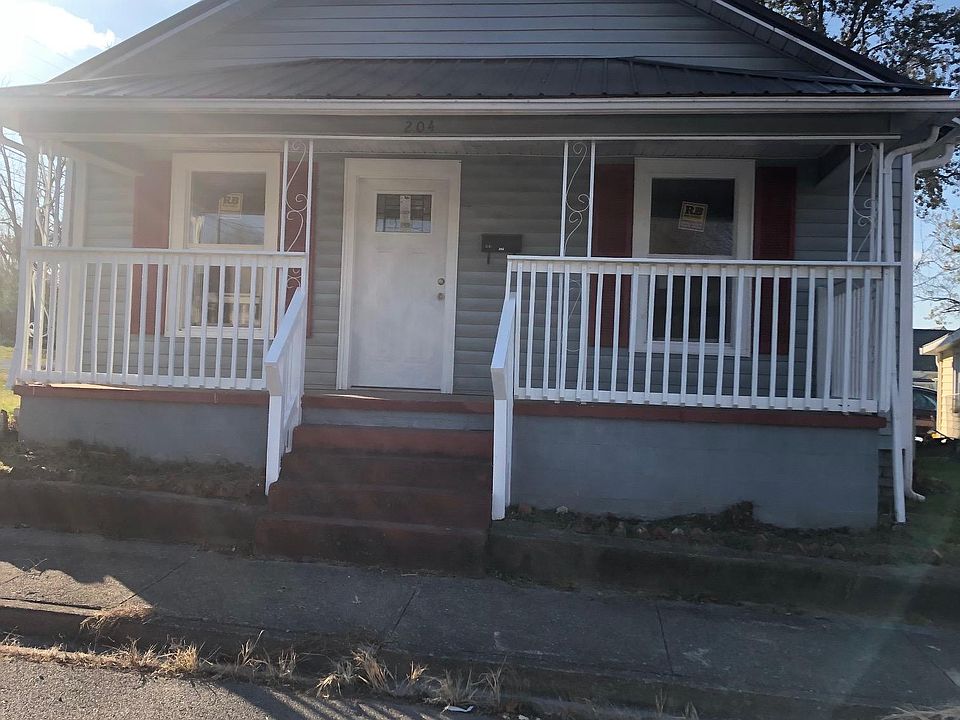 1st image of 204 Winter St