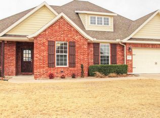 5711 Ashbrook Dr, Bartlesville, OK 74006