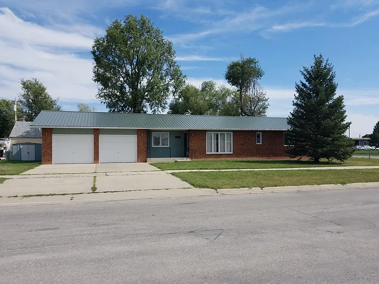 408 Pine St — Photo 12