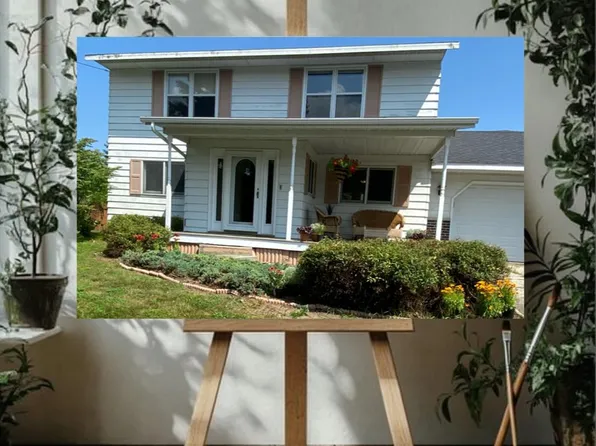 916 N 8th Ave, Sturgeon Bay, WI 54235