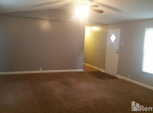 355 Malibu Dr, Fayetteville, GA 30214