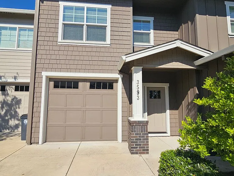 3593 Juanipero Way — Photo 1