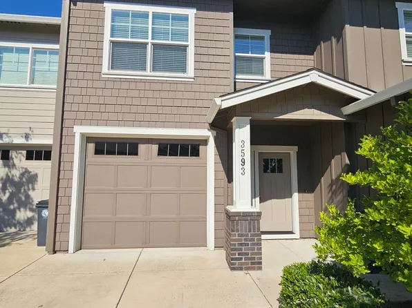 3593 Juanipero Way, Medford, OR 97504