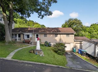 720 Lechauwecki Ave, Bethlehem, PA 18015
