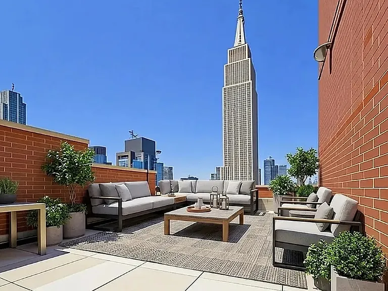 49 E 34th St #16B — Photo 6