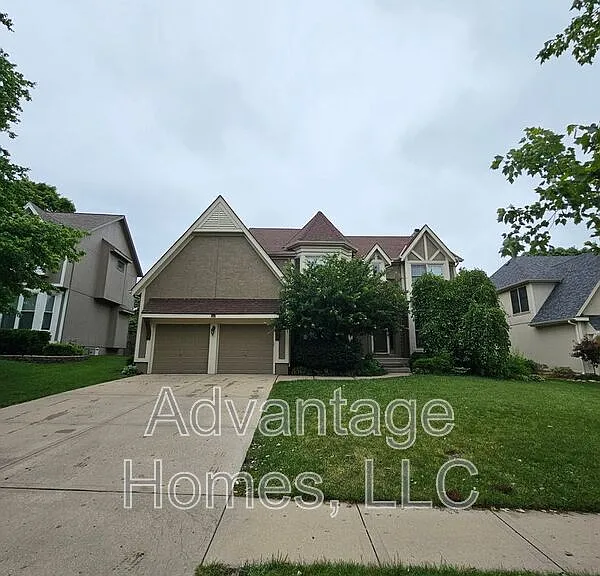 14117 Parkhill Ln — Photo 1