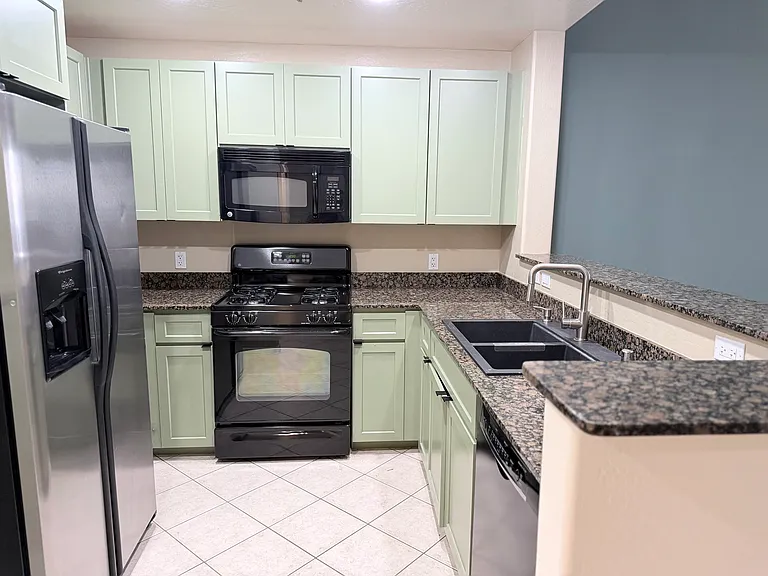 2302 N Central Ave #311 — Photo 3