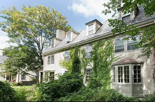 6 Shady Hill Sq Photo 1