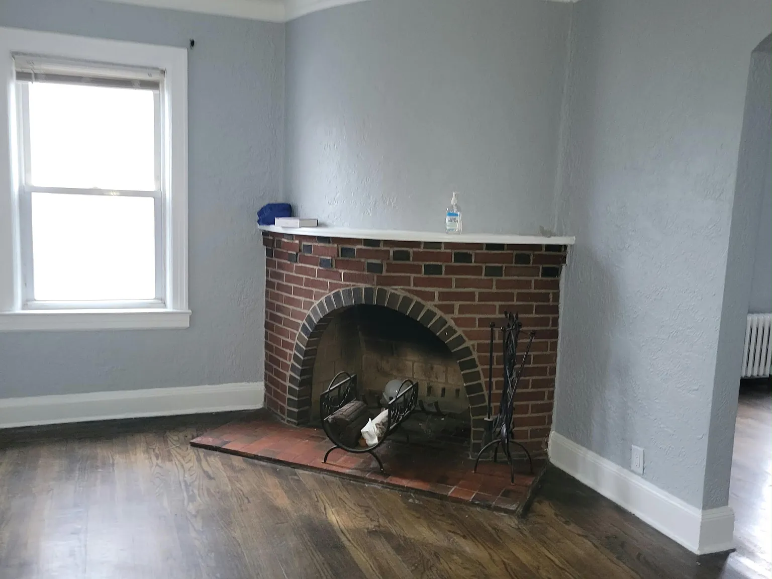 3 bed, 1100 sqft, $3,800 — Photo 2