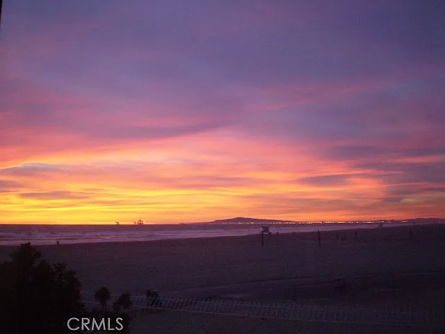 711 Pacific Coast Hwy #325 — Photo 2