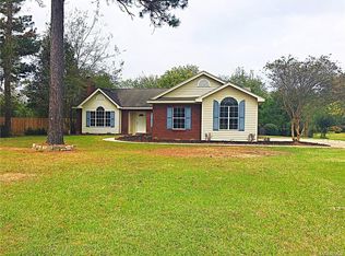 94 Stone River Loop, Wetumpka, AL 36092