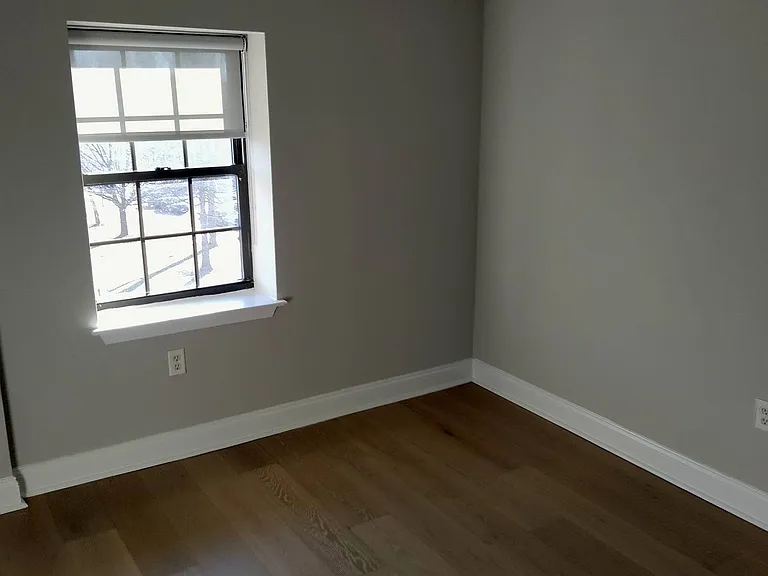 36 Imlay St #C — Photo 3